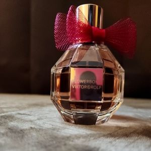 Viktor&Rolf Flowerbomb 1.7oz EDP